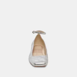 Ashya Ballet Flats Silver Distressed Leather