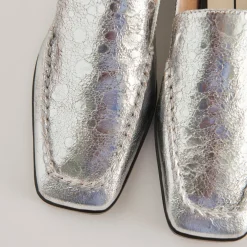 Beny Wide Flats Silver Distressed Leather