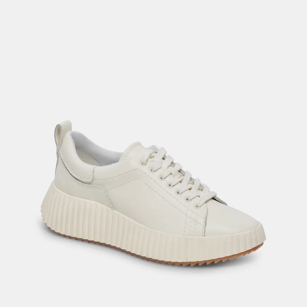 Devote Sneakers White Leather