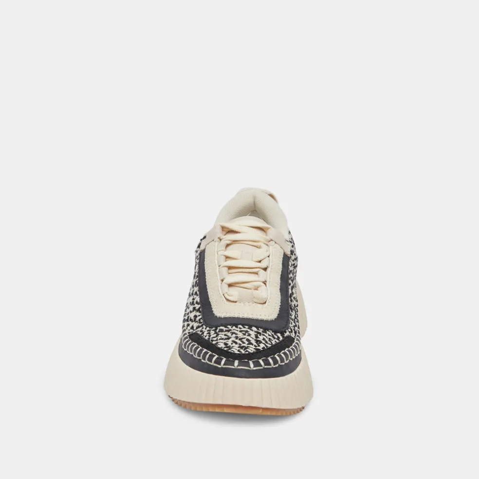 Dolen Sneakers White Black Woven