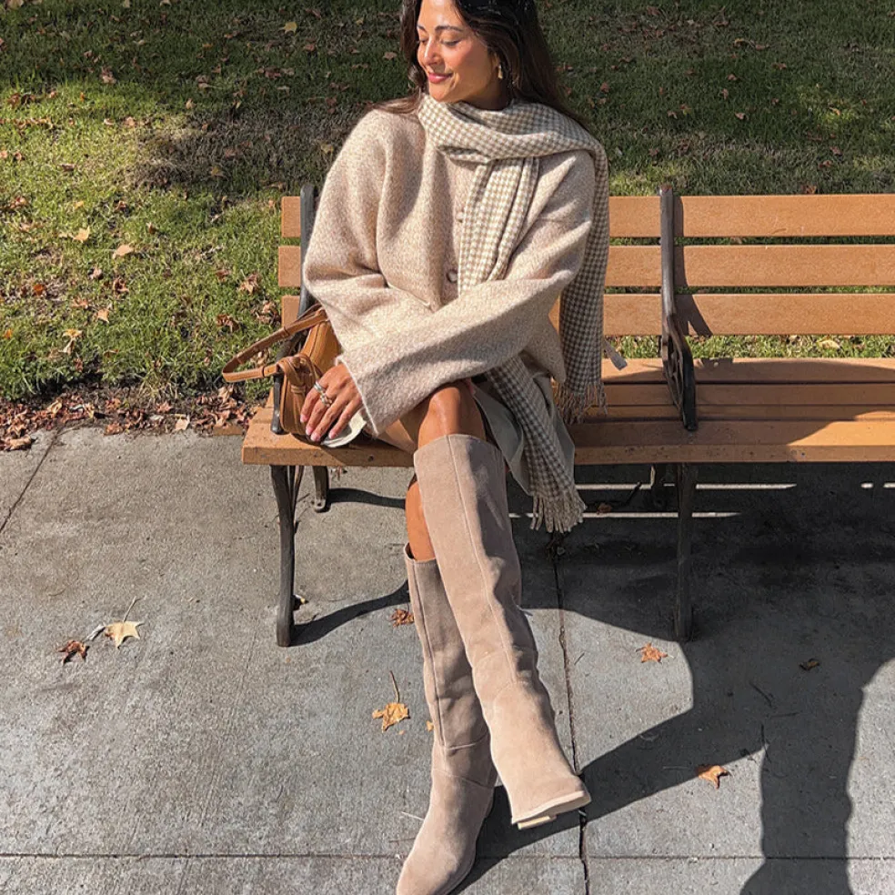 Fynn Boots Truffle Suede