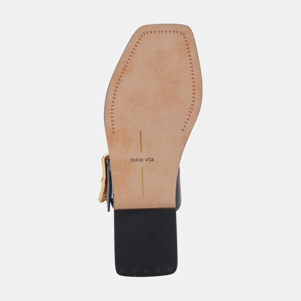 Lowyn Sandals Black Leather