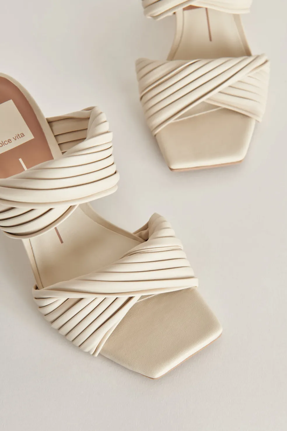 Pilton Wide Heels Ivory Stella